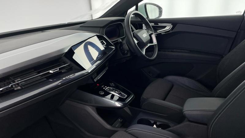 Used Audi Q4 e-tron 2022 for sale - 76580773: Photo 2
