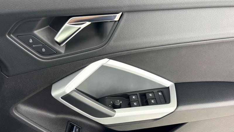 Used Audi Q3 2022 for sale - 76931260: Photo 20