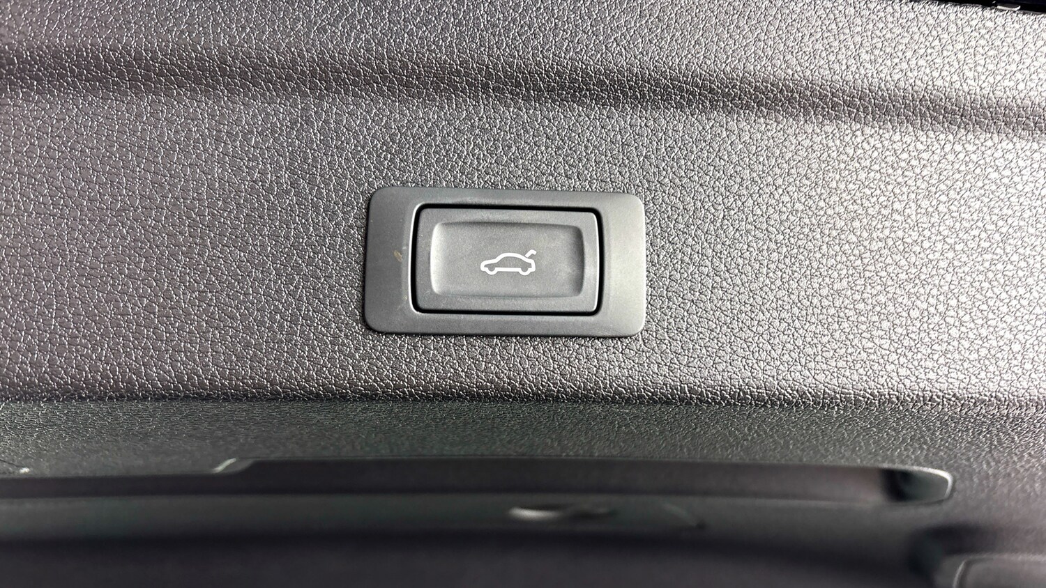 Used Audi Q3 2025 for sale - 77602772: Photo 32