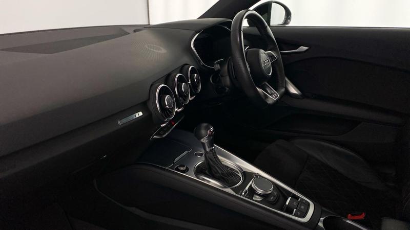 Used Audi TT 2019 for sale - 76933577: Photo 2