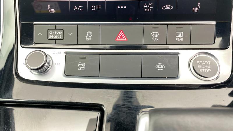 Used Audi Q7 2023 for sale - 76097240: Photo 14