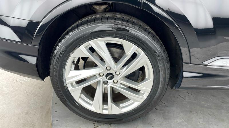 Used Audi Q7 2023 for sale - 76097240: Photo 27