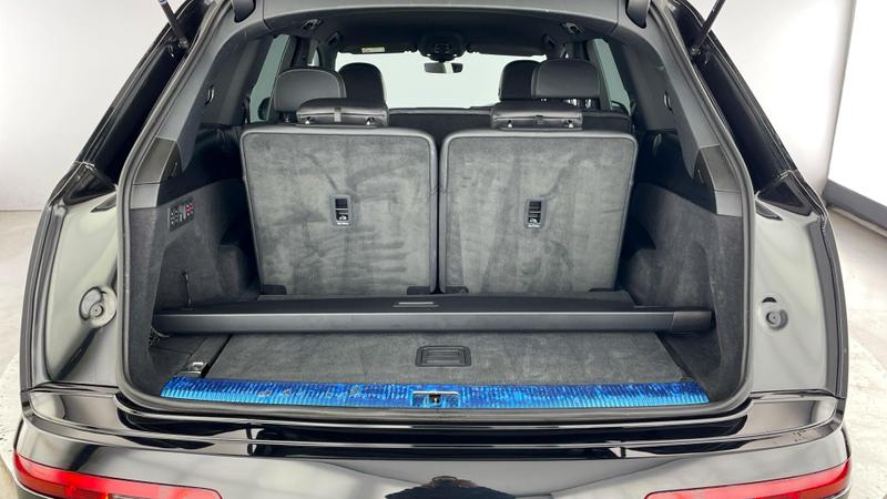 Used Audi Q7 2023 for sale - 76097240: Photo 32