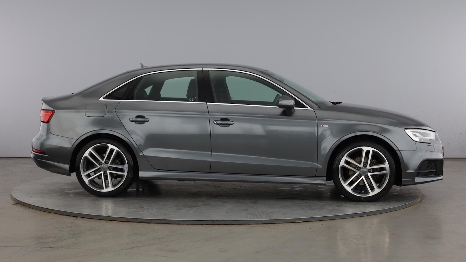 Used Audi A3 2017 for sale - 77906772: Photo 4