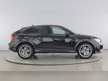 Used Audi Q3 2025 for sale - 75457398: Photo