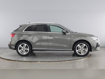 Used Audi Q3 2021 for sale - 75997350: Photo