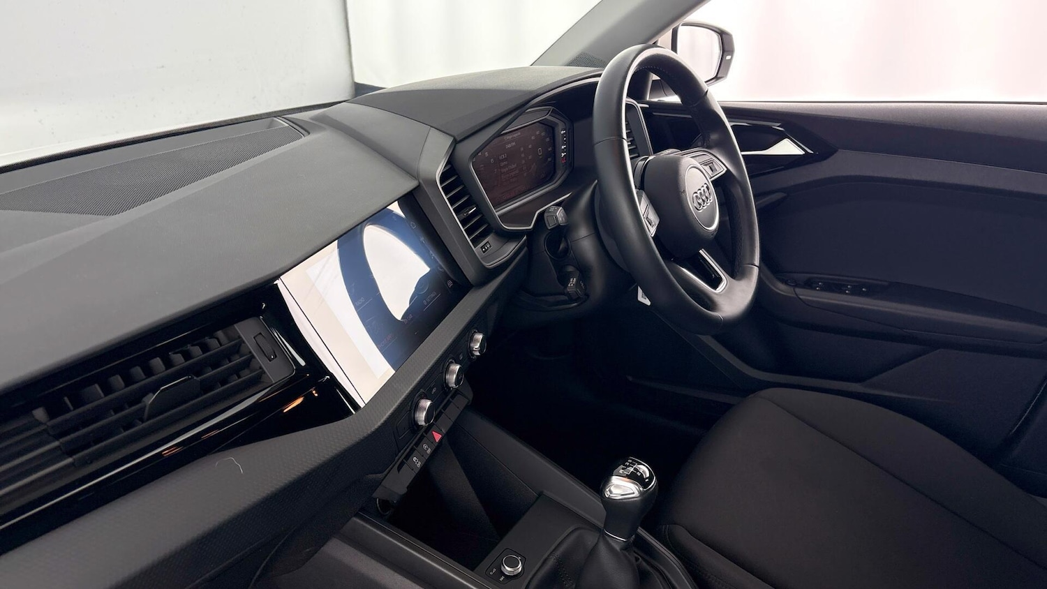 Used Audi A1 2022 for sale - 77735948: Photo 2