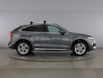 Used Audi Q5 2021 for sale - 77881209: Photo