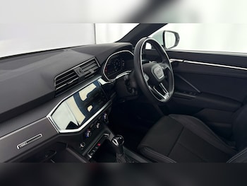 Used Audi Q3 2023 for sale - 78031845: Photo