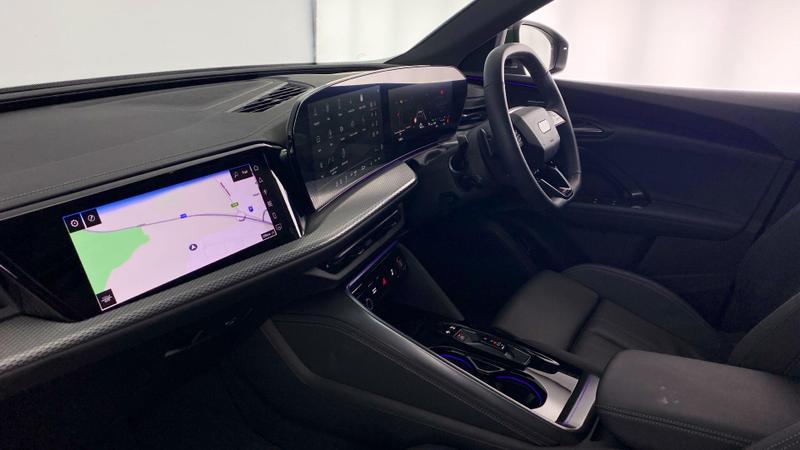 Used Audi Q5 2025 for sale - 76382290: Photo 2