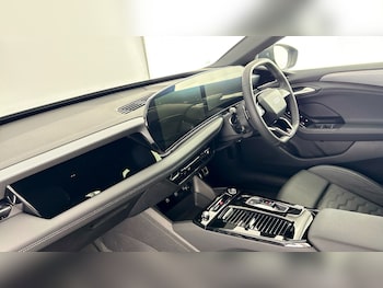 Used Audi A6 e-tron Avant 2025 for sale - 77730128: Photo