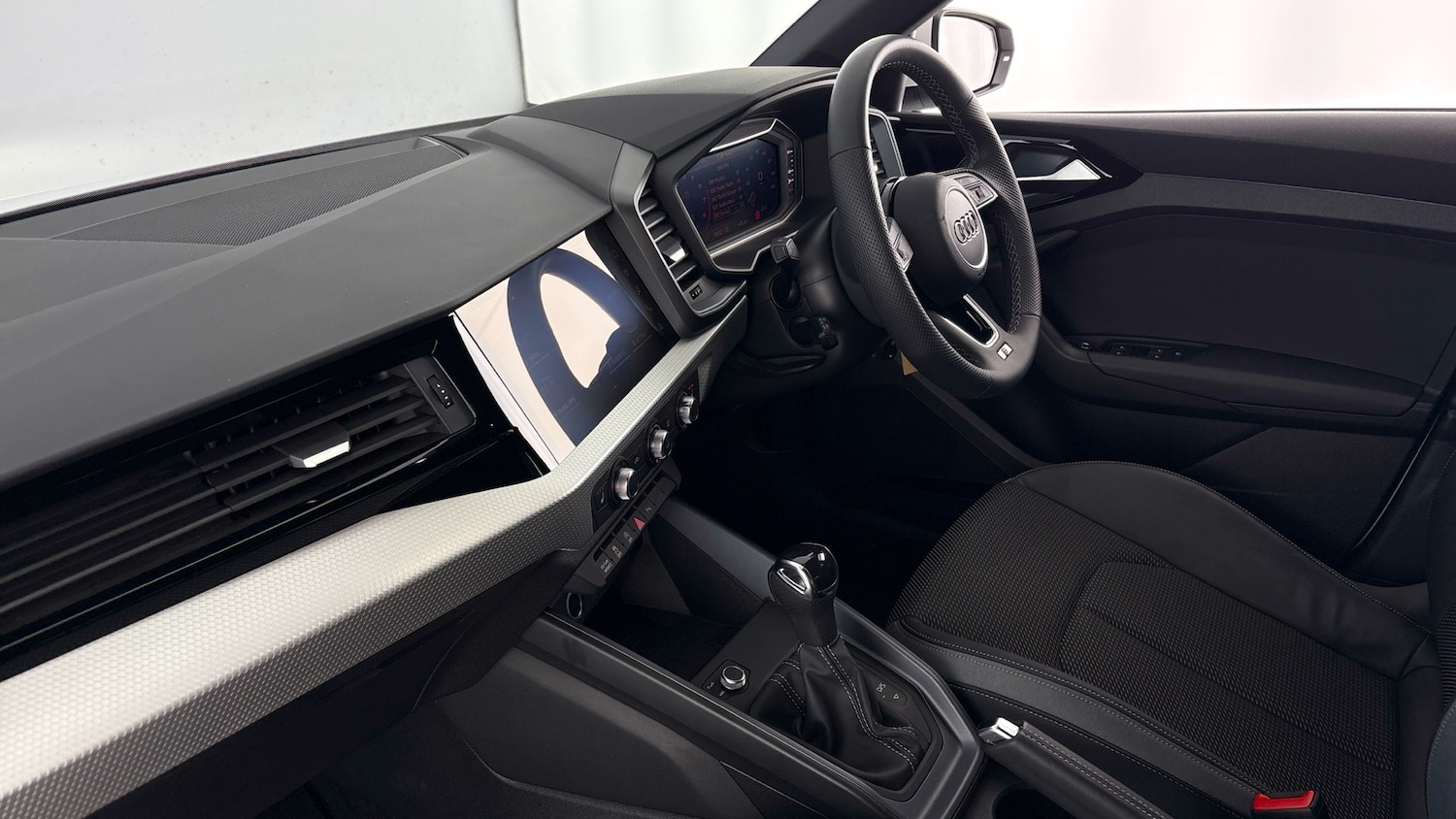 Used Audi A1 2025 for sale - 77602291: Photo 2