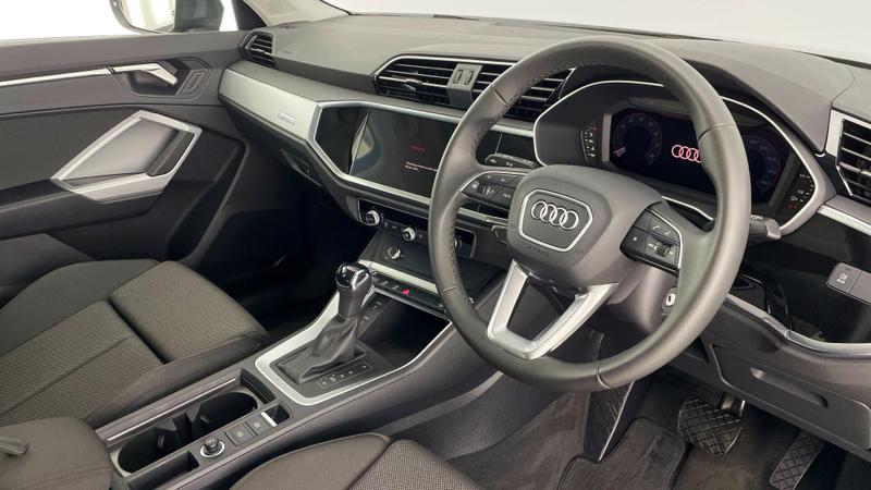 Used Audi Q3 2025 for sale - 76117501: Photo 6