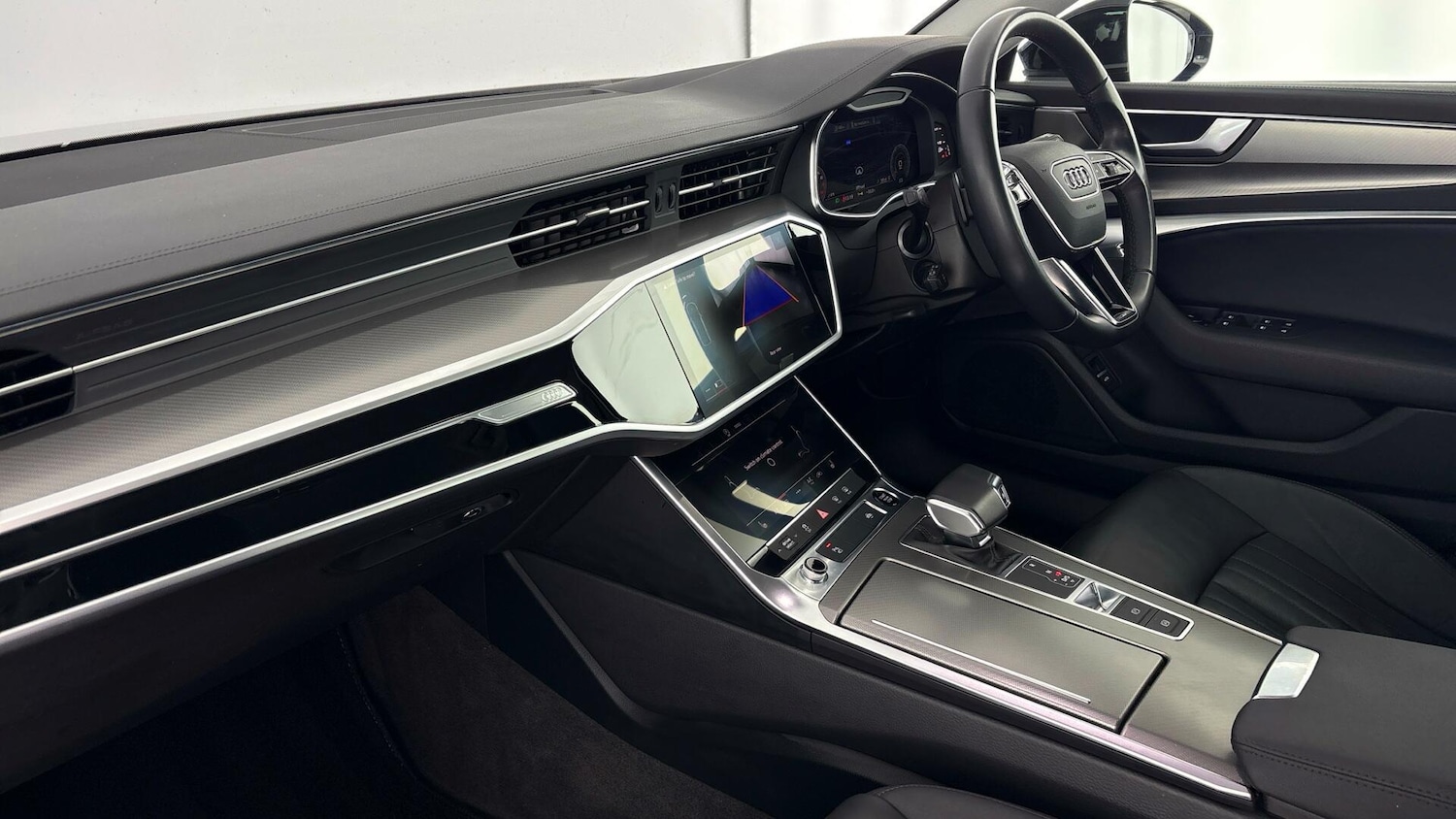 Used Audi A6 2022 for sale - 77602809: Photo 2