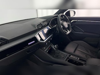 Used Audi Q3 2025 for sale - 76312588: Photo 2