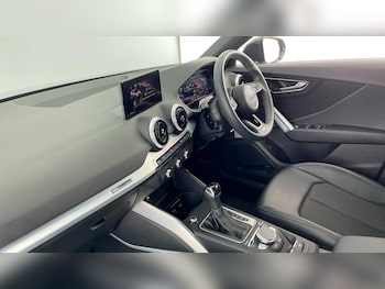Used Audi Q2 2021 for sale - 75632732: Photo