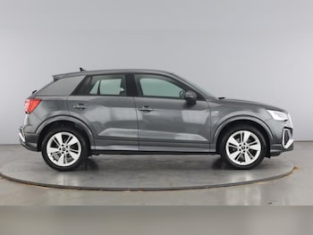 Used Audi Q2 2021 for sale - 75632732: Photo