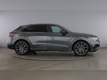Used Audi Q8 2021 for sale - 79302290: Photo