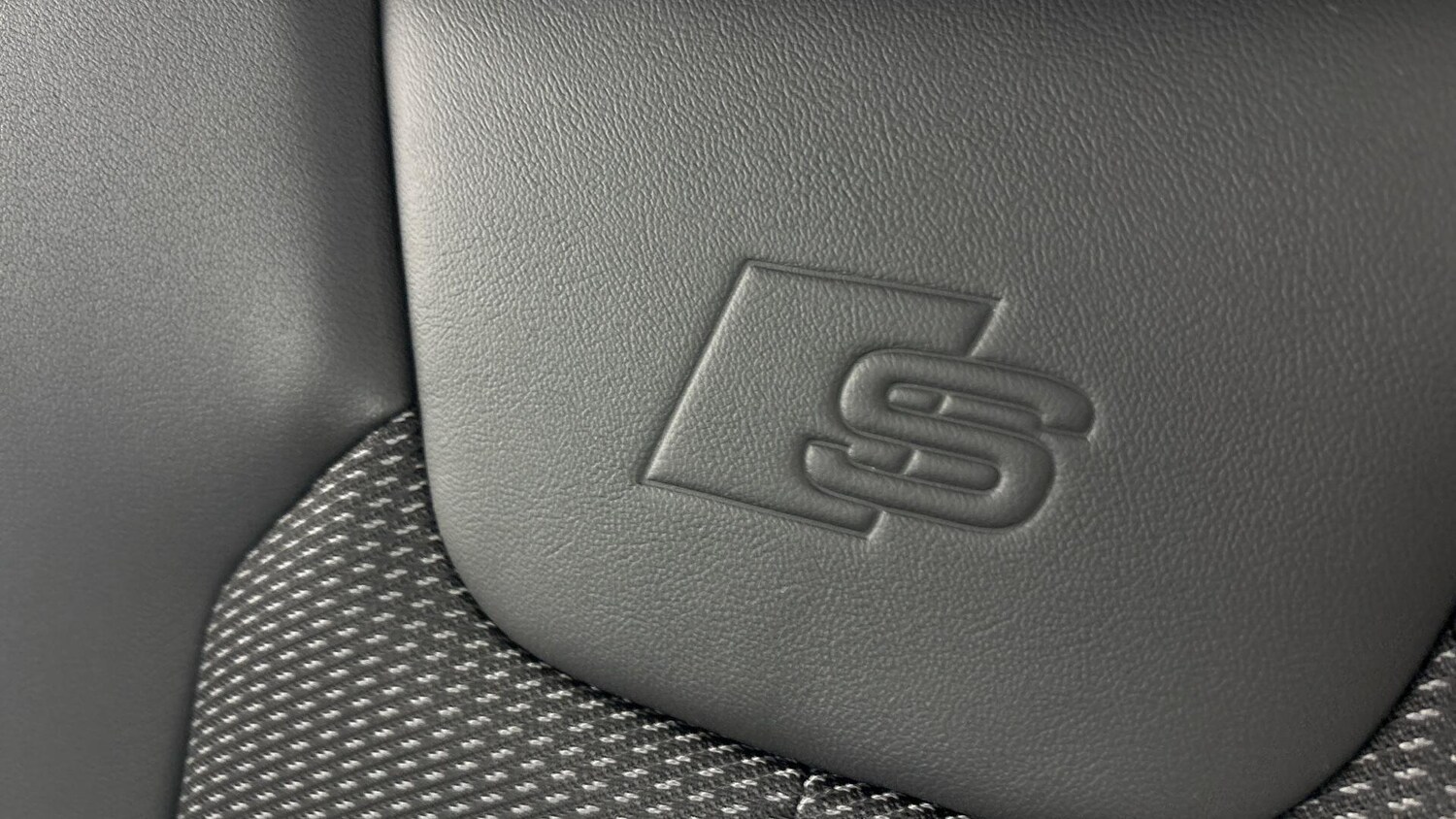 Used Audi A1 for sale - 77759556: Photo 36