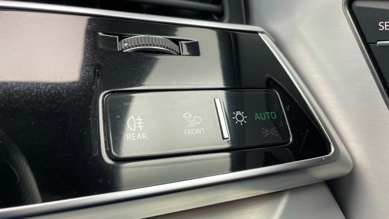 Used Audi Q8 2022 for sale - 76415888: Photo 12