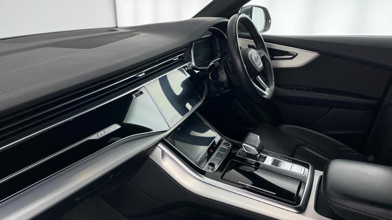 Used Audi Q8 2022 for sale - 76415888: Photo 2