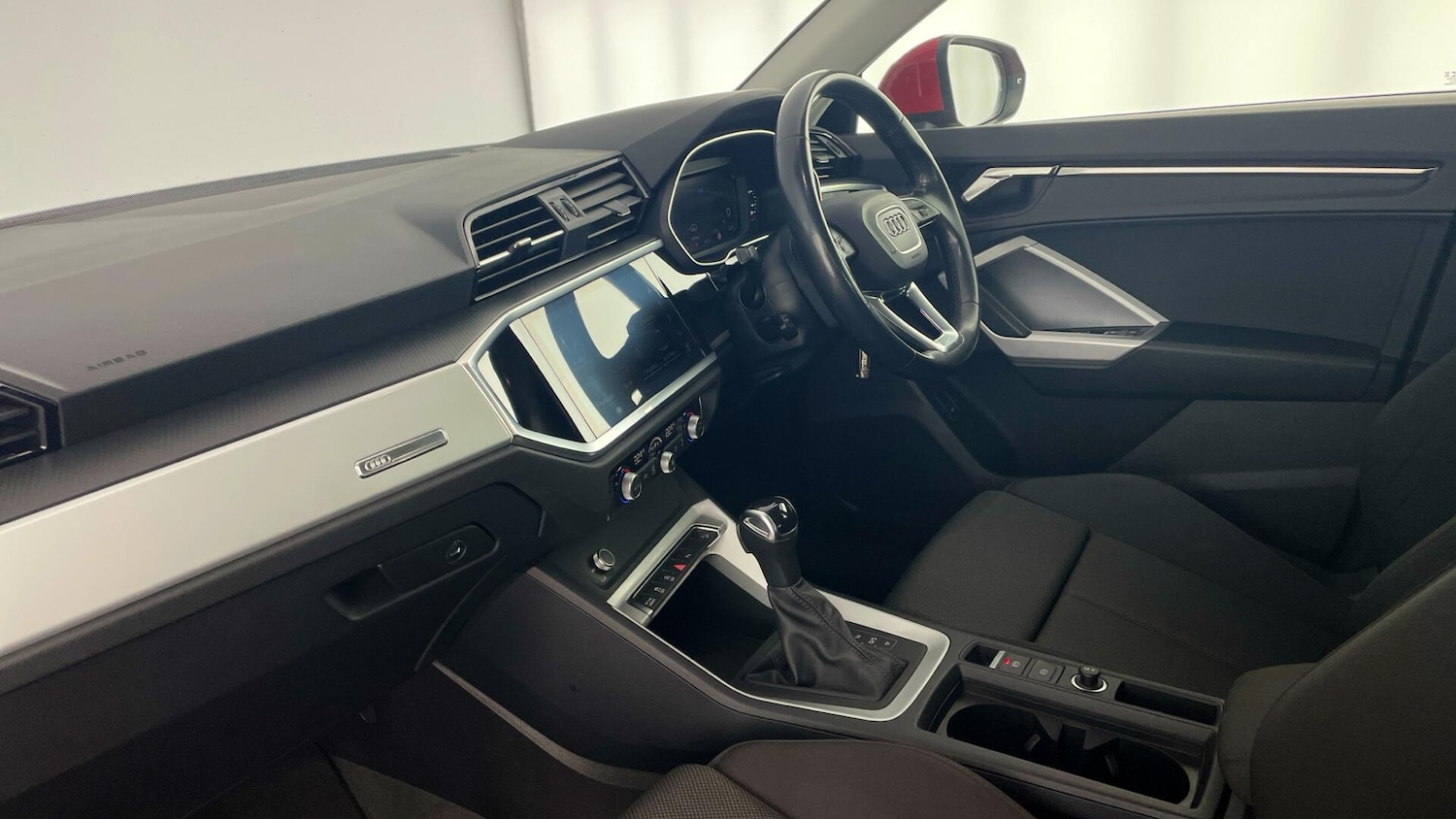 Used Audi Q3 2022 for sale - 77505340: Photo 2