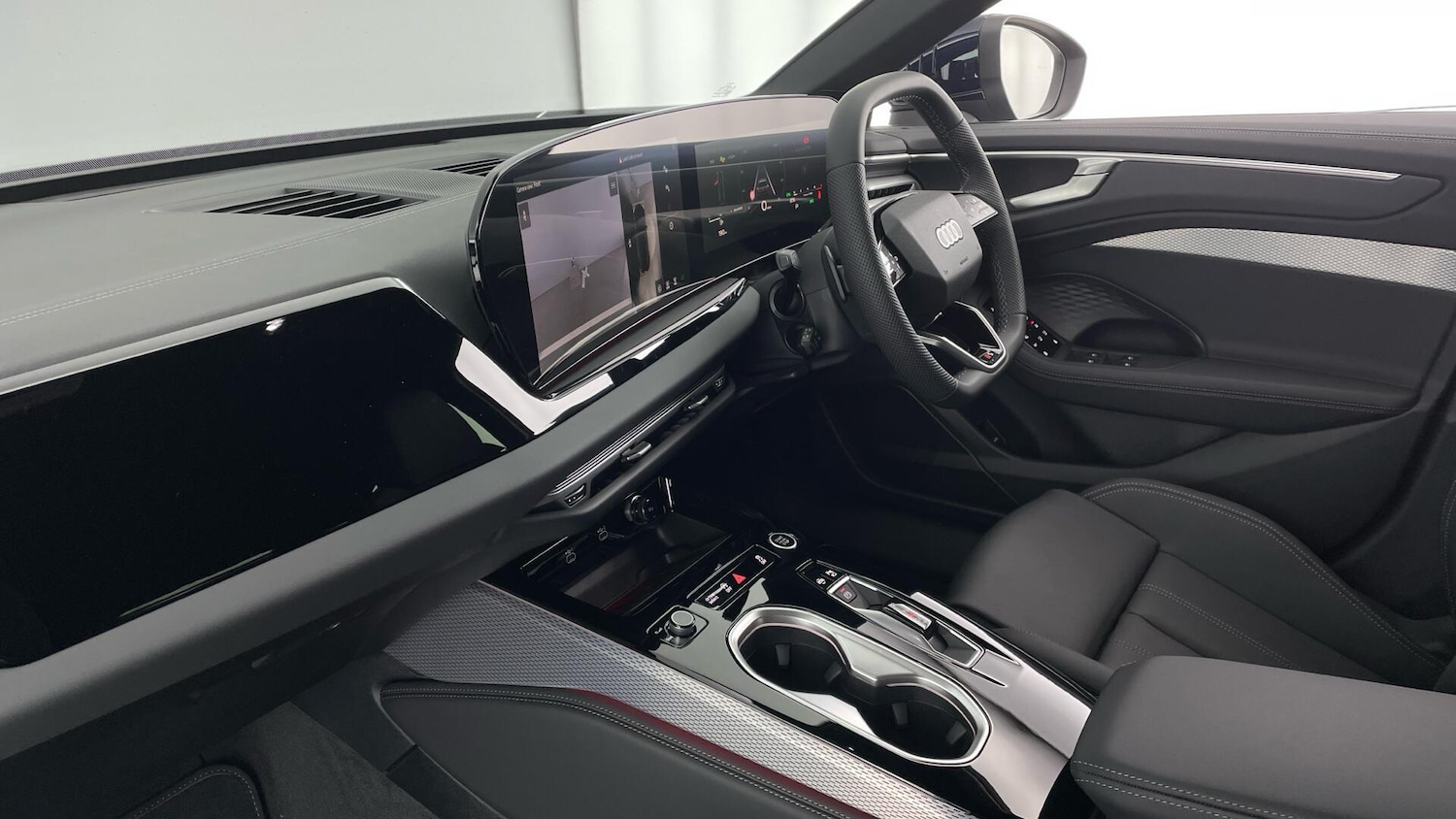 Used Audi A6 Saloon for sale - 77946313: Photo 2