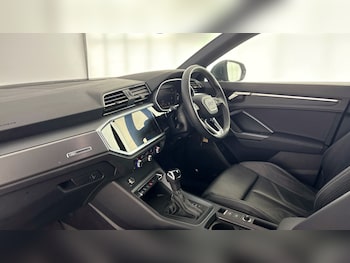 Used Audi Q3 2024 for sale - 79067988: Photo