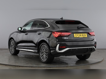 Used Audi Q3 2024 for sale - 77662701: Photo