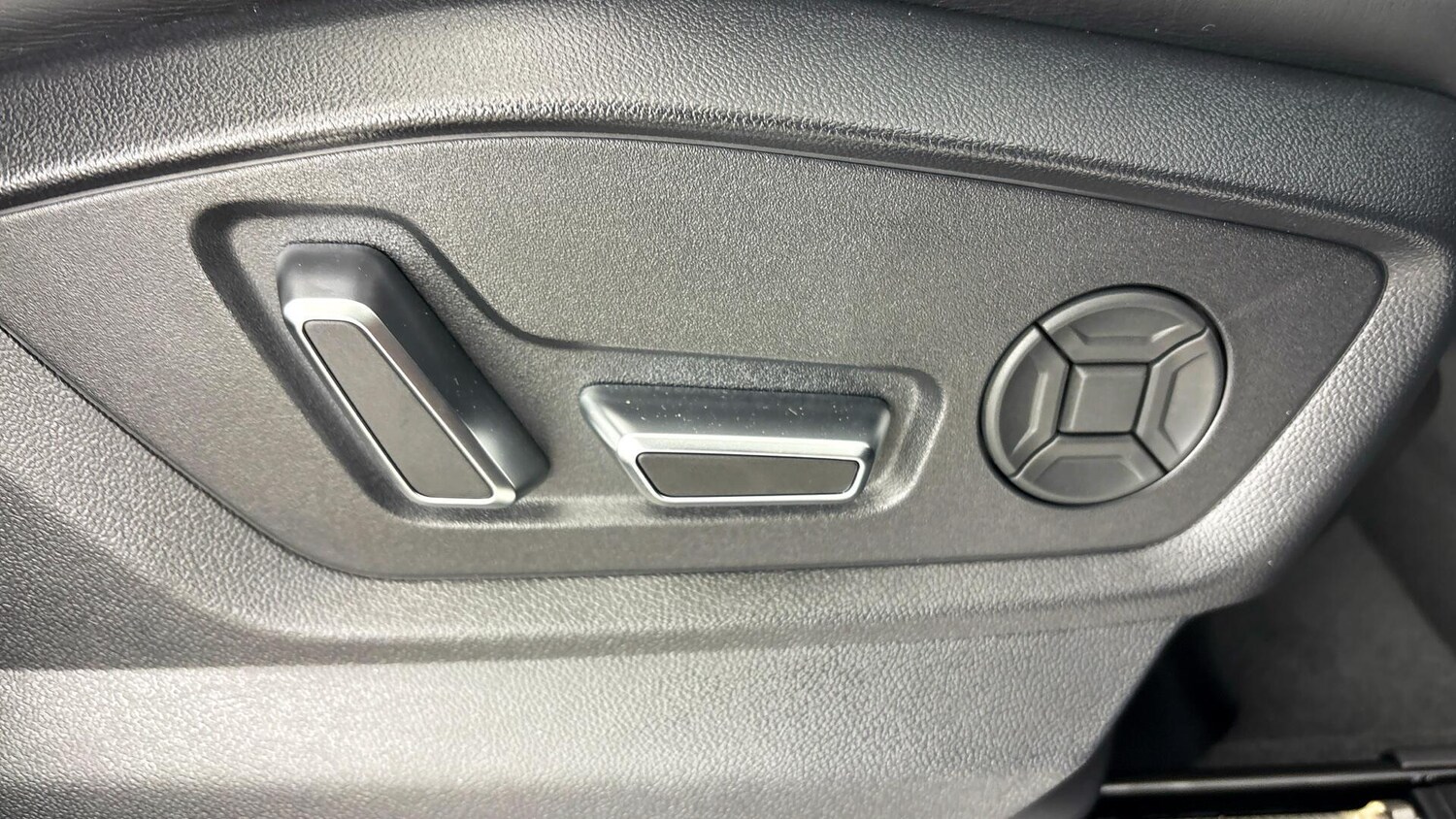 Used Audi Q7 2025 for sale - 77721460: Photo 21