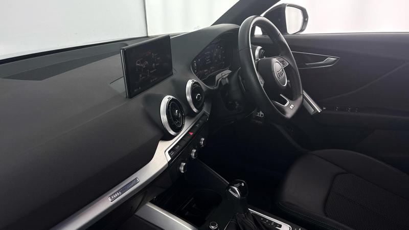 Used Audi Q2 2021 for sale - 77013742: Photo 2