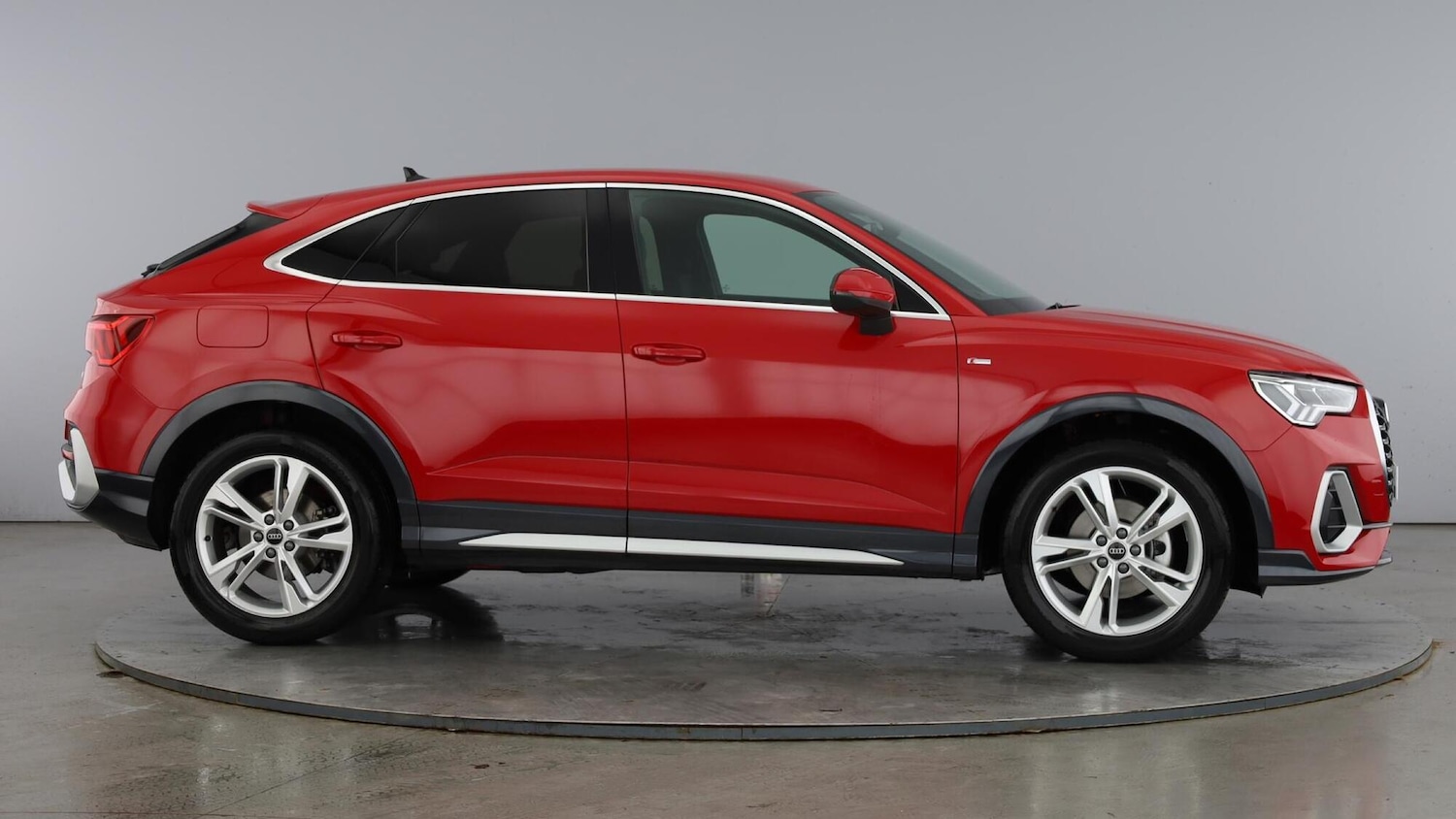 Used Audi Q3 2025 for sale - 77505148: Photo 4