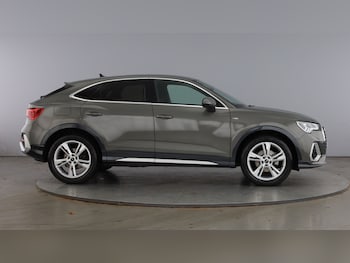 Used Audi Q3 2024 for sale - 79302284: Photo