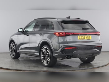 Used Audi Q5 2025 for sale - 76302817: Photo 3