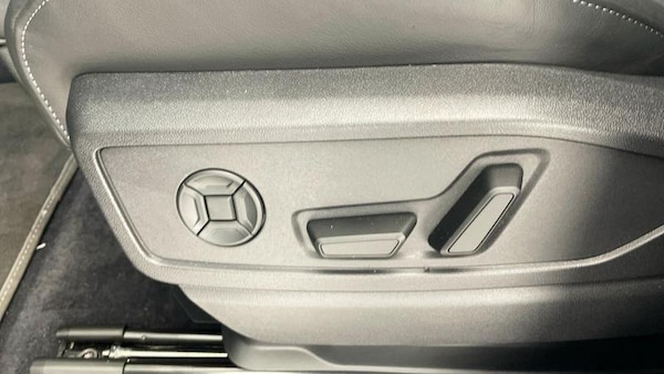 Used Audi Q5 2025 for sale - 76302817: Photo 43