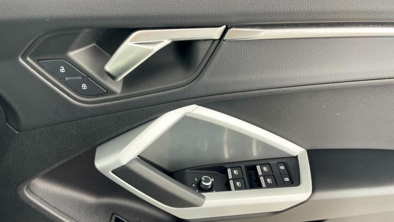 Used Audi Q3 2024 for sale - 76067663: Photo 20