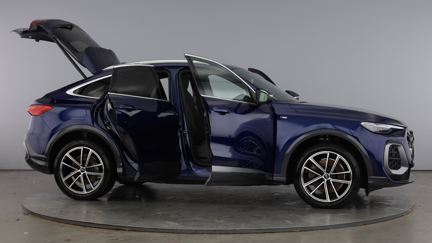 Used Audi Q5 2025 for sale - 77602685: Photo 10