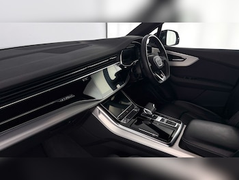 Used Audi Q7 2022 for sale - 77851571: Photo