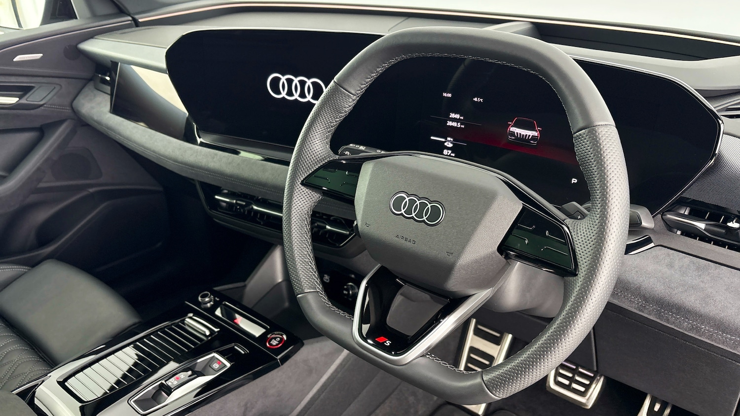 Used Audi Q6 e-tron 2025 for sale - 77602562: Photo 6