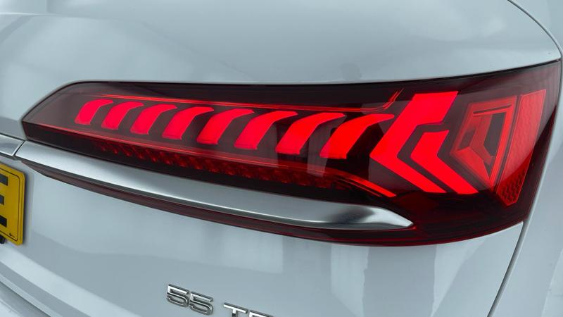 Used Audi Q7 2022 for sale - 76433919: Photo 33