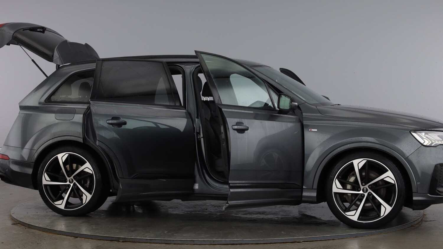 Used Audi Q7 2023 for sale - 77715605: Photo 10