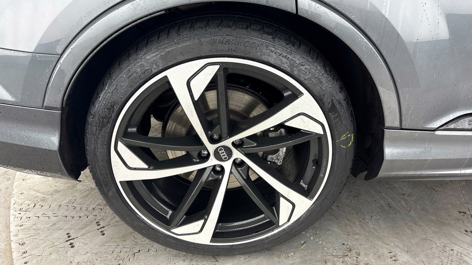 Used Audi Q7 2023 for sale - 77715605: Photo 29