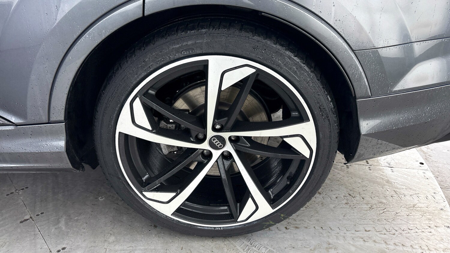 Used Audi Q7 2023 for sale - 77715605: Photo 35