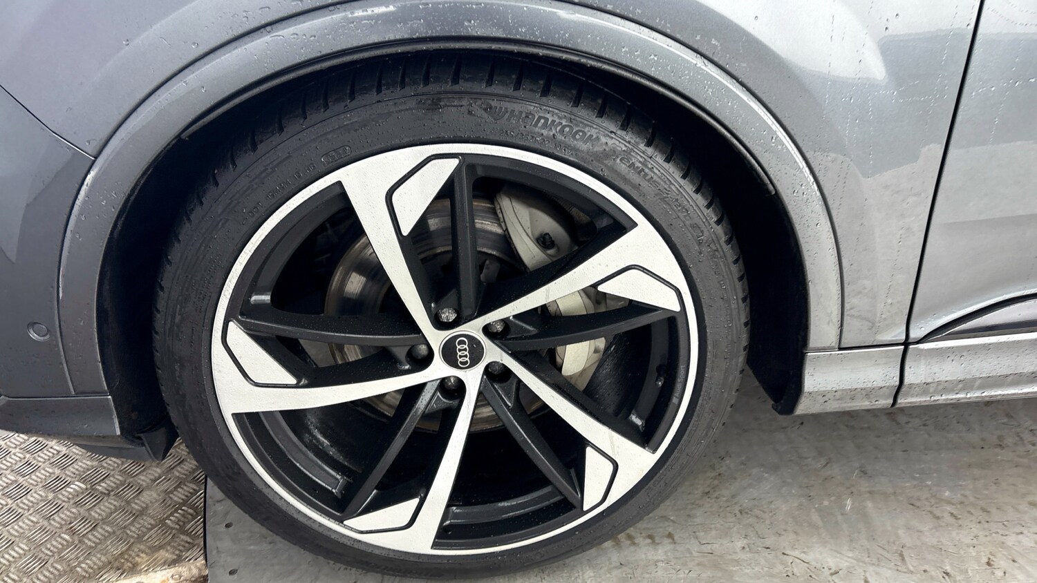 Used Audi Q7 2023 for sale - 77715605: Photo 37