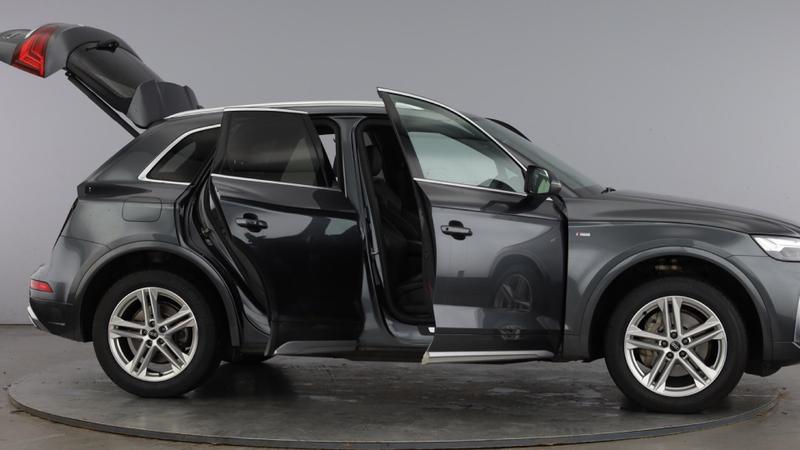 Used Audi Q5 2023 for sale - 76933572: Photo 10