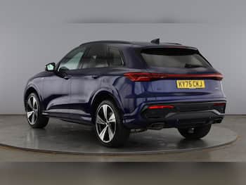 Used Audi Q5 2025 for sale - 79386373: Photo
