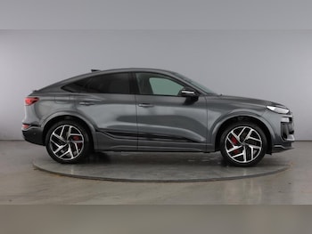 Used Audi Q6 e-tron 2025 for sale - 77138153: Photo