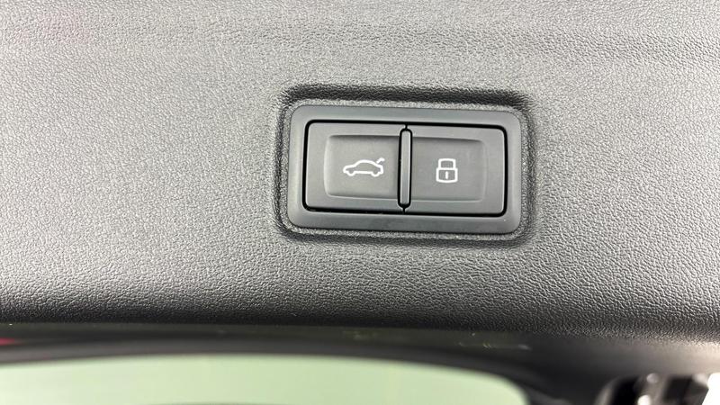 Used Audi Q6 e-tron 2025 for sale - 77063963: Photo 38