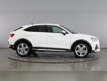 Used Audi Q3 2022 for sale - 78909924: Photo