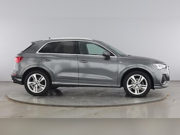 Used Audi Q3  for sale - 75451301: Photo